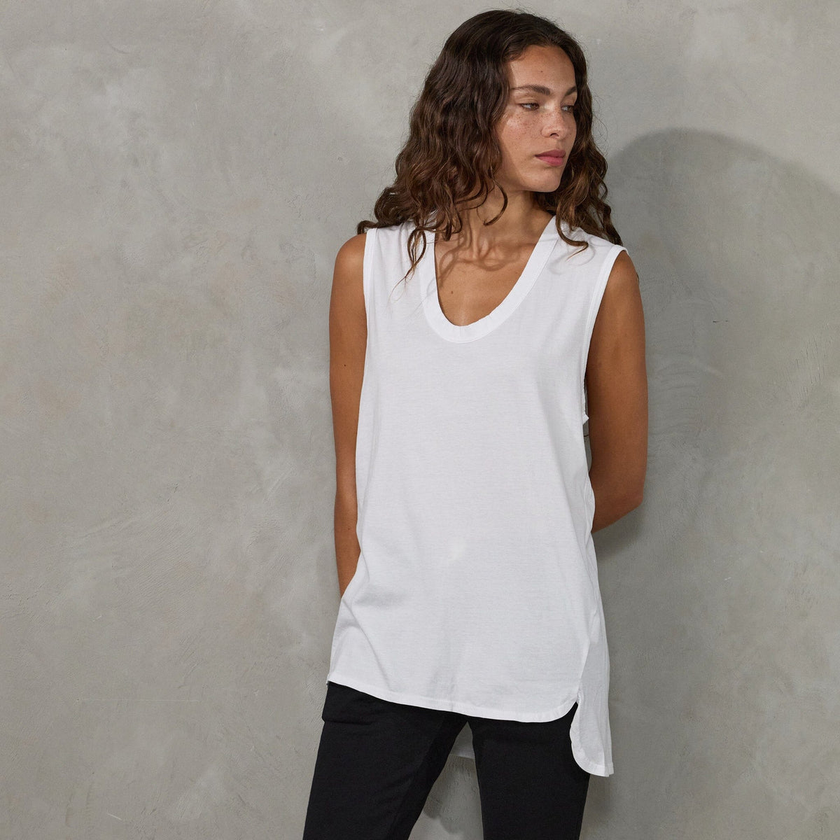 Perfecto Tank White Tank Organic Crew