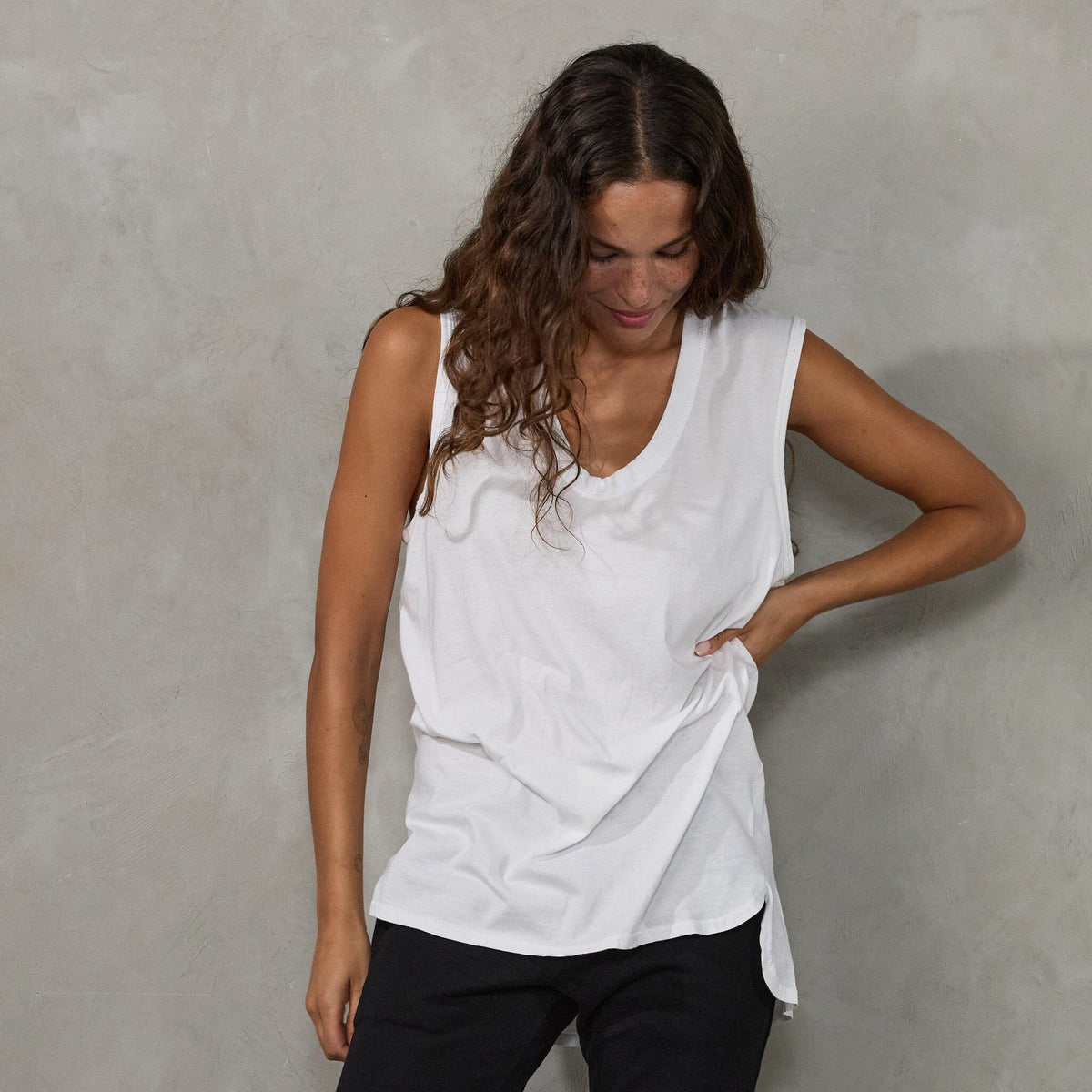Perfecto Tank White Tank Organic Crew