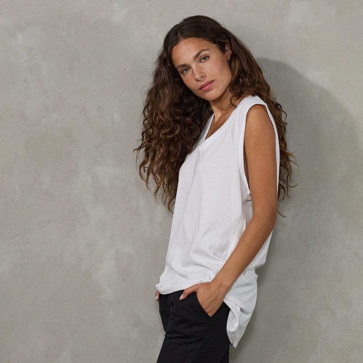 Perfecto Tank White Tank Organic Crew