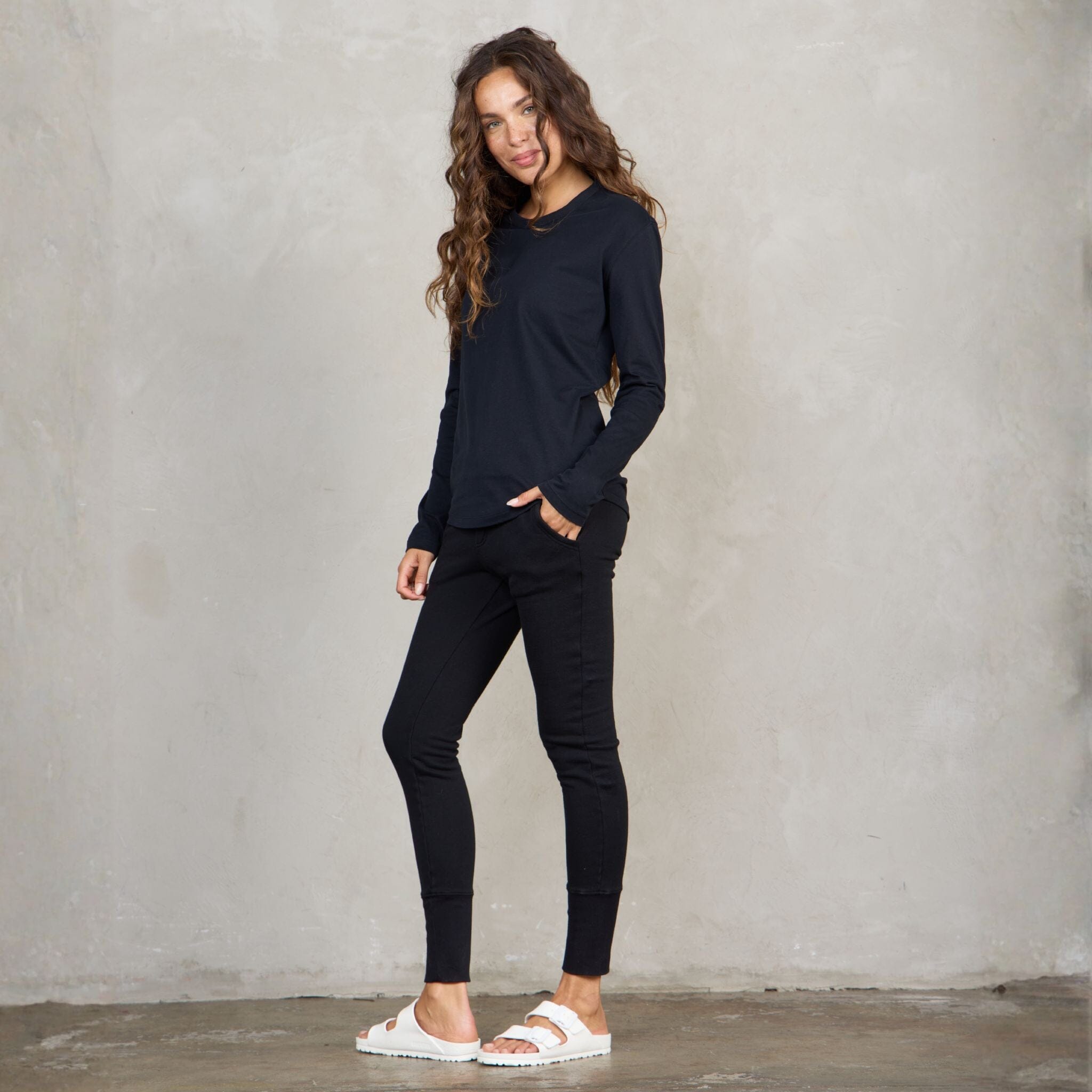 Lily Organic Cotton Long Sleeve Tee Black l/s tee Organic Crew