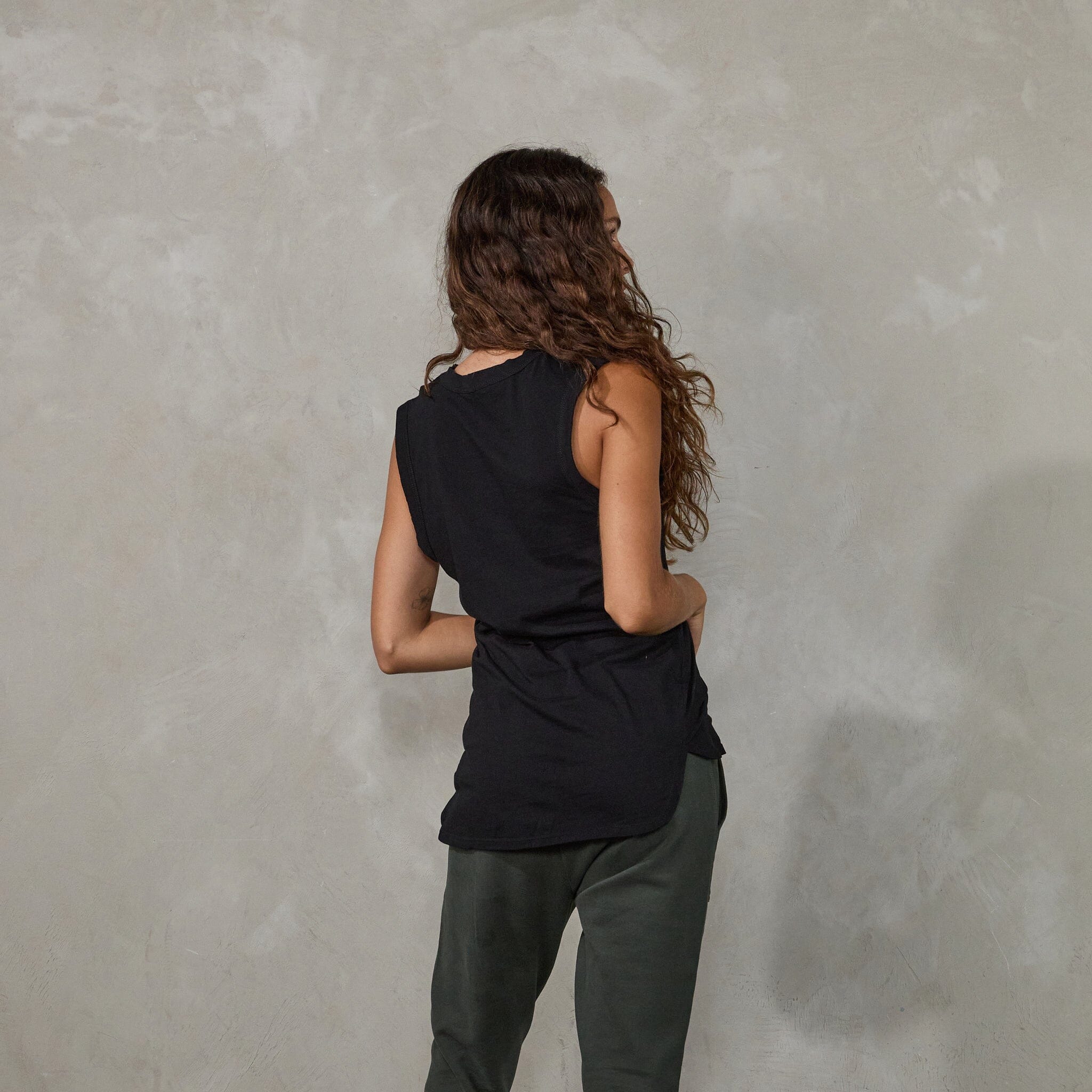 Perfecto Tank Black Tank Organic Crew 