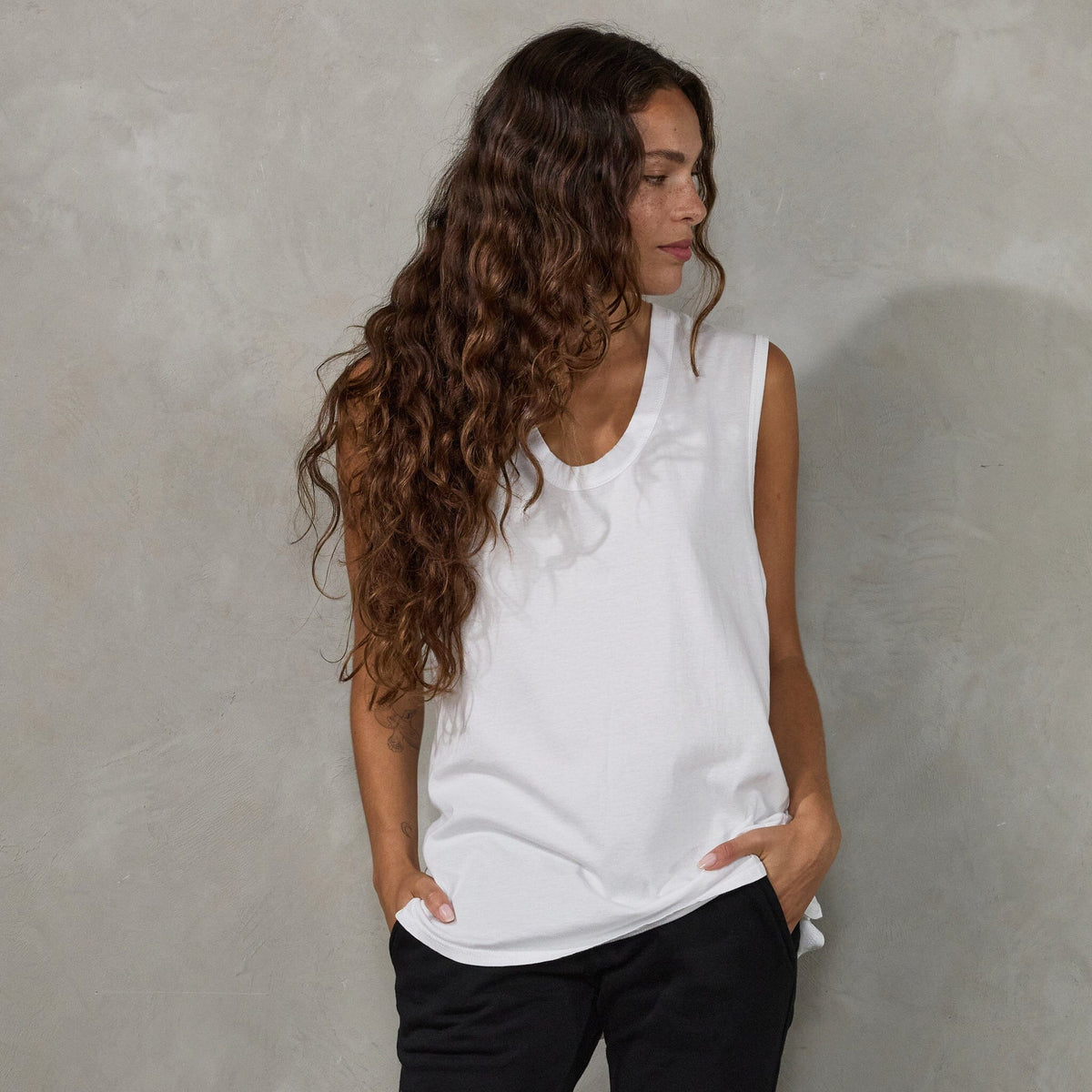 Perfecto Tank White Tank Organic Crew 