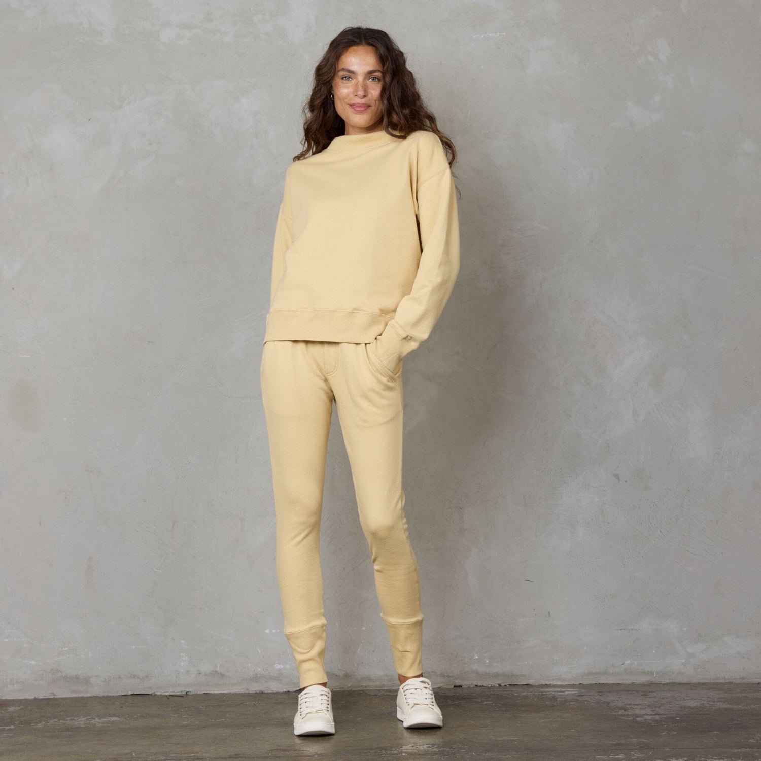 Easy Sweat Butter Sweater Organic Crew 