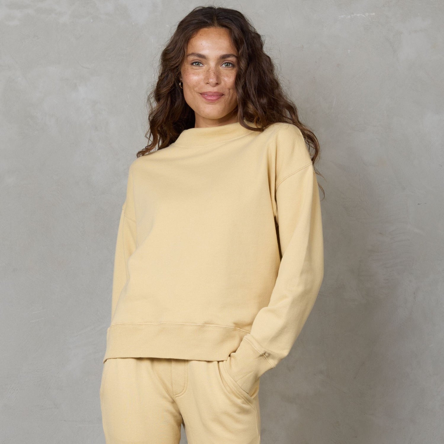 Easy Sweat Butter Sweater Organic Crew 