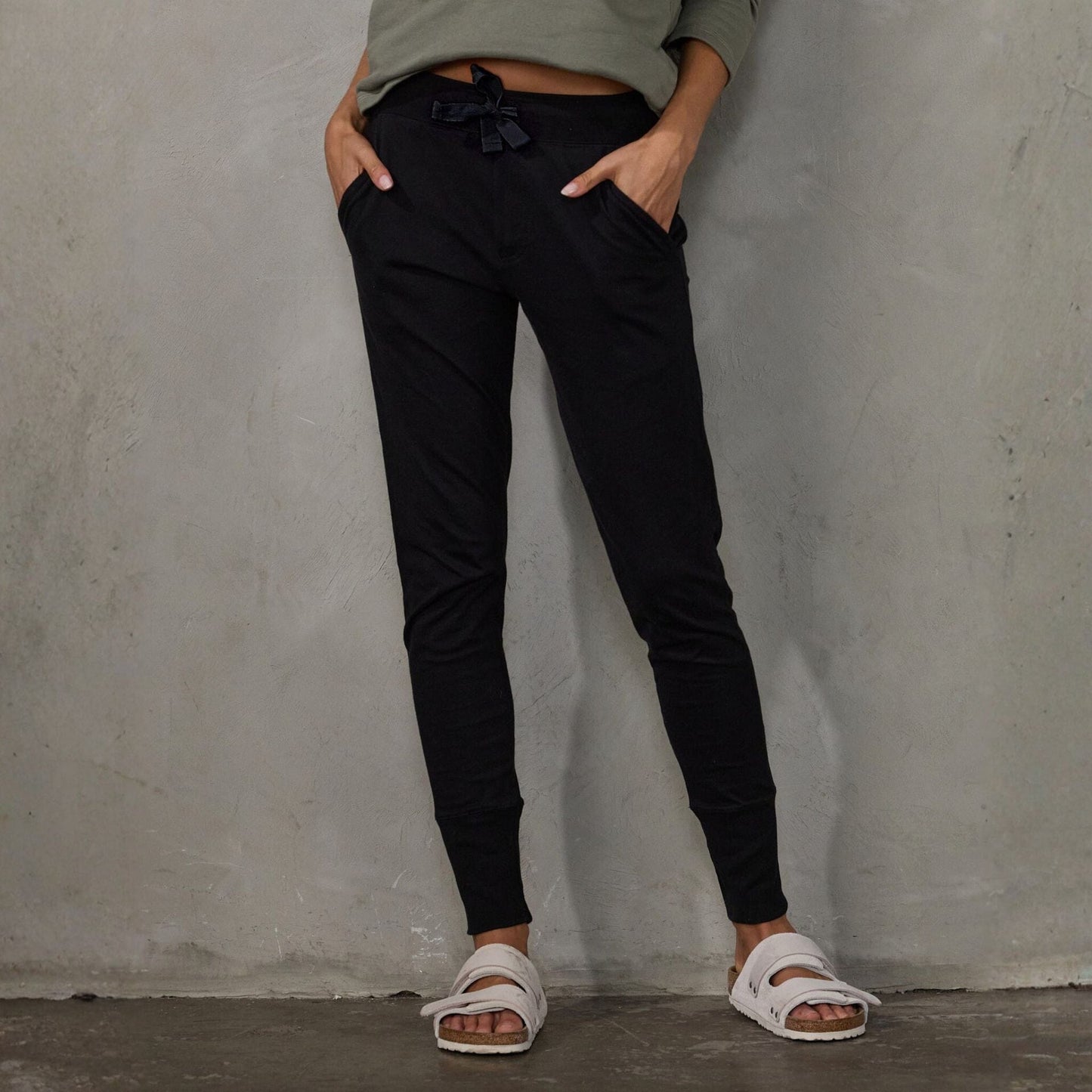 Crew Pant Organic Cotton Black (black drawstring) pants Organic Crew 