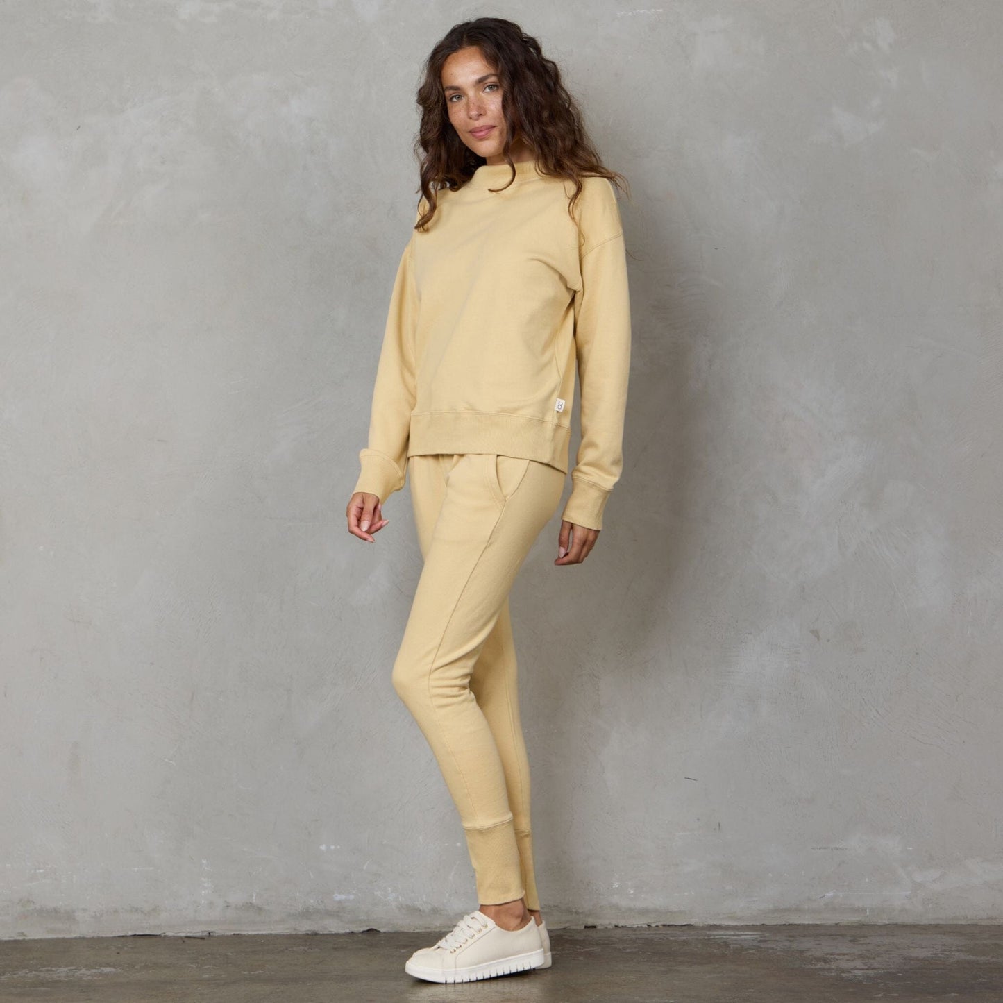 Easy Sweat Butter Sweater Organic Crew 