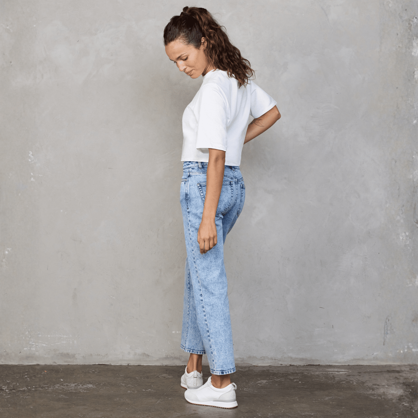 Luna Cropped Tee White Tee Shirt Organic Crew 