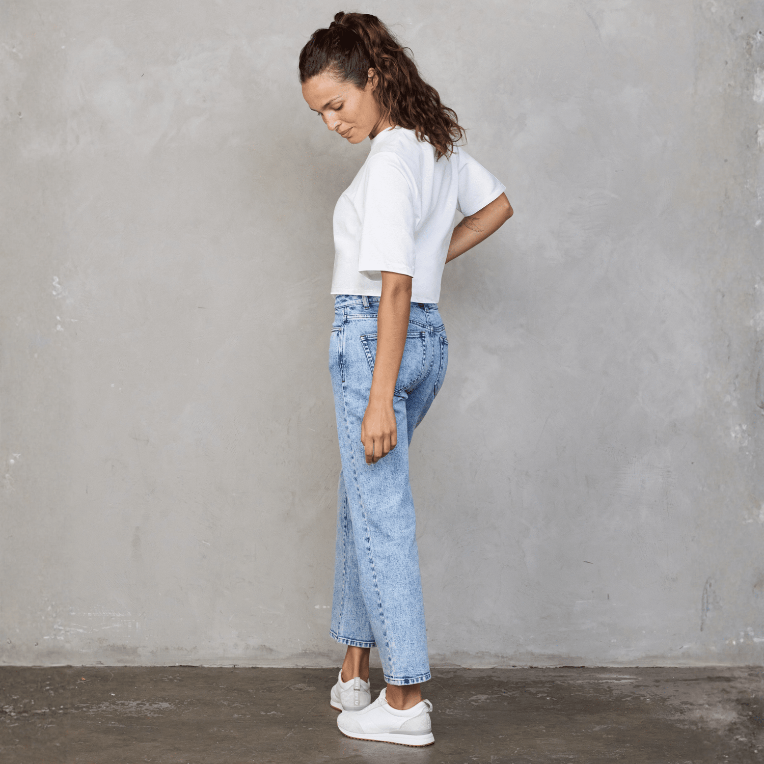 Luna Cropped Tee White Tee Shirt Organic Crew 