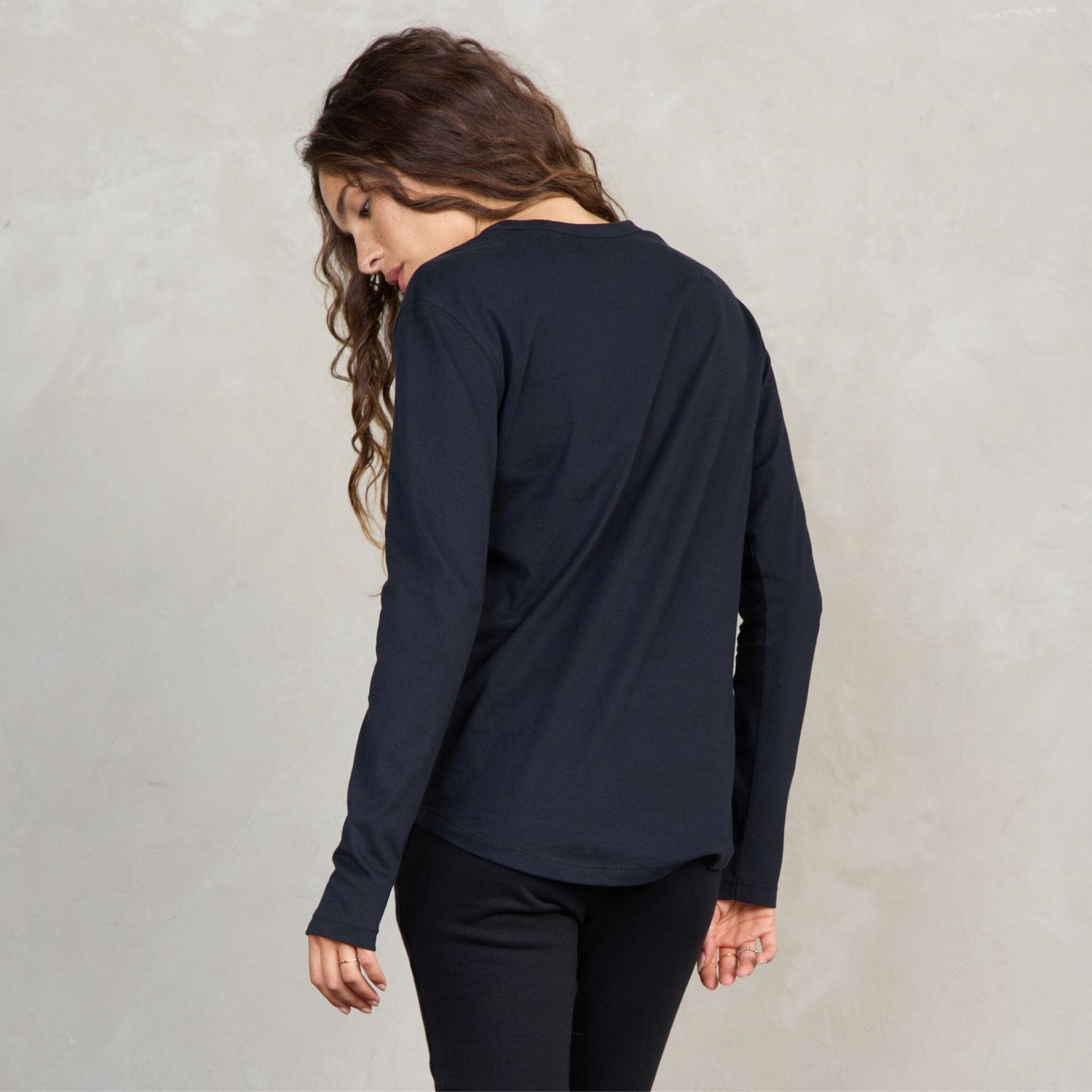 Lily Organic Cotton Long Sleeve Tee Black l/s tee Organic Crew 