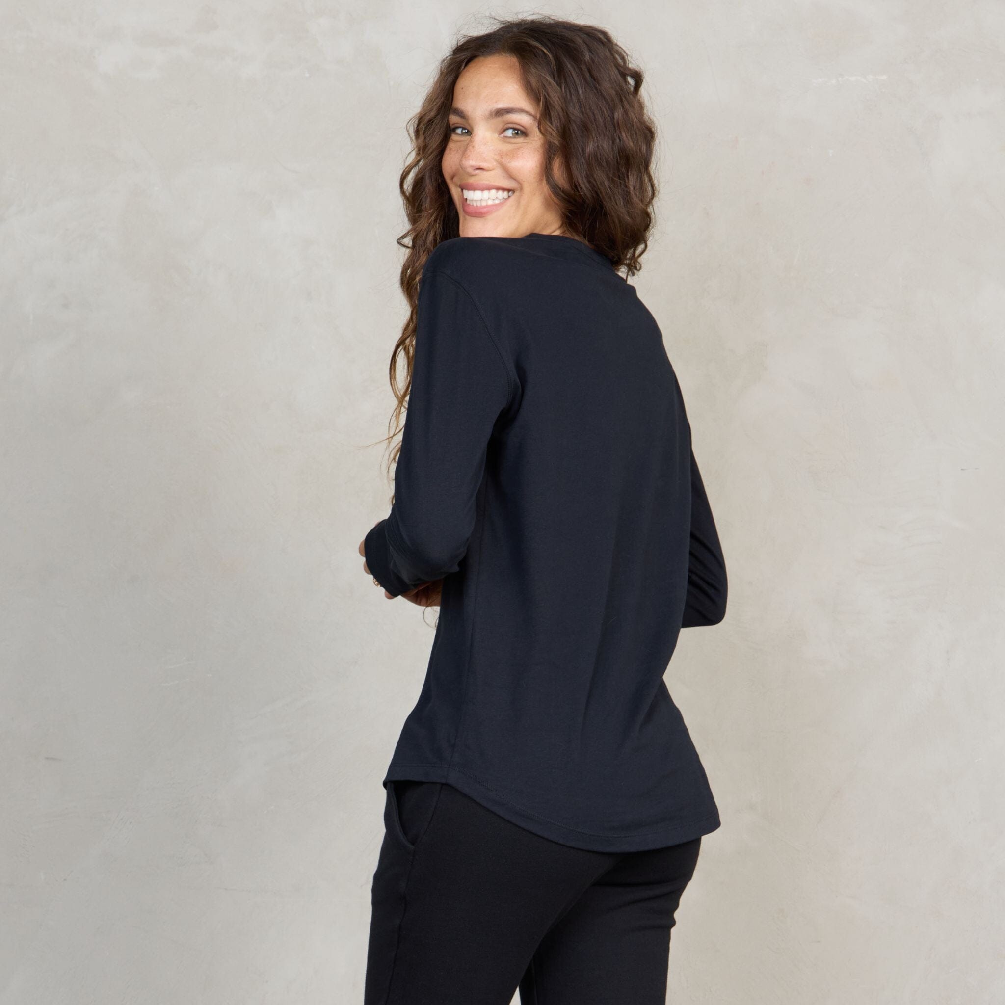 Lily Organic Cotton Long Sleeve Tee Black l/s tee Organic Crew 